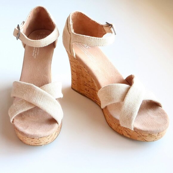 Toms Beige Canvas Ankle Strap Cork Platform Wedge Heel Sandals / Summer Shoes - Picture 11 of 16